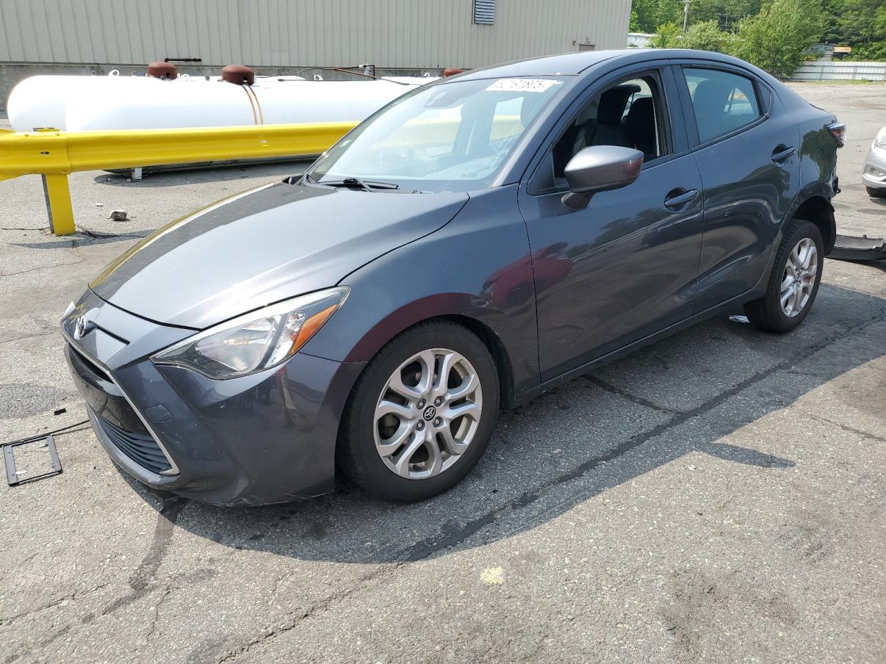 2017 Toyota Yaris Ia de vânzare în Exeter, RI - Front End