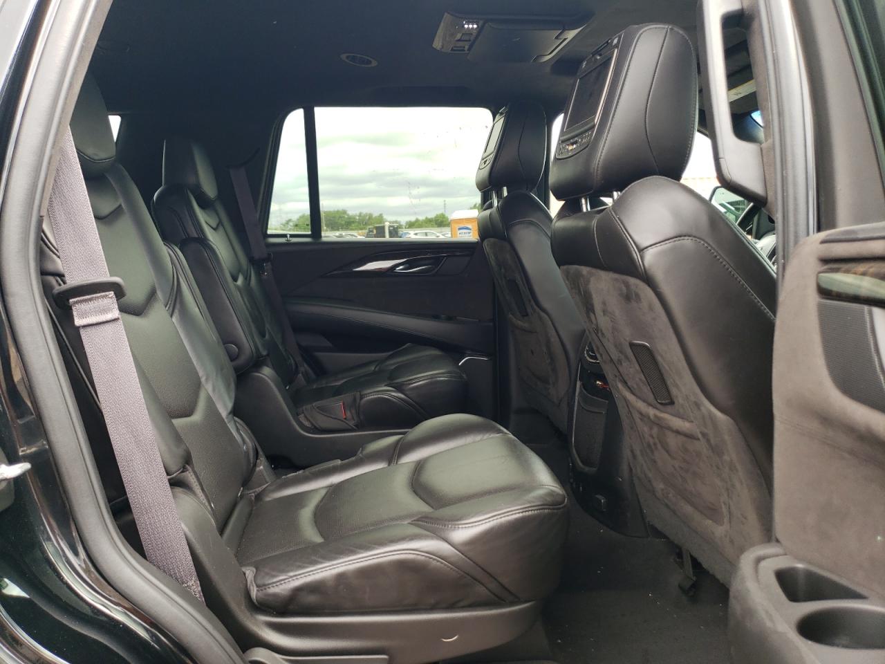2016 Cadillac Escalade Platinum VIN: 1GYS4DKJ2GR270048 Lot: 61827145