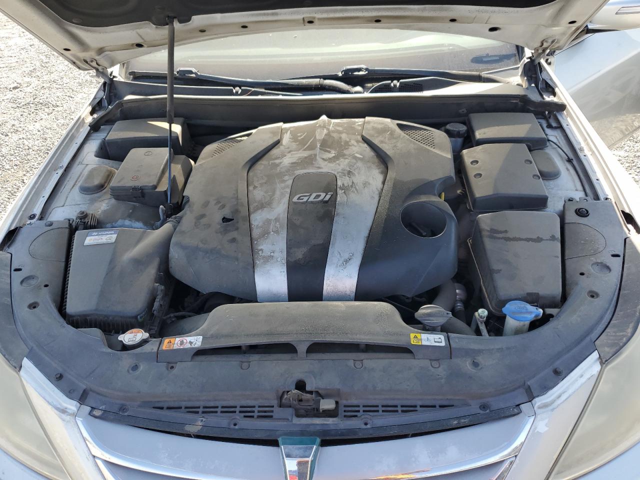 2013 Hyundai Genesis 3.8L VIN: KMHGC4DD2DU228151 Lot: 61568285
