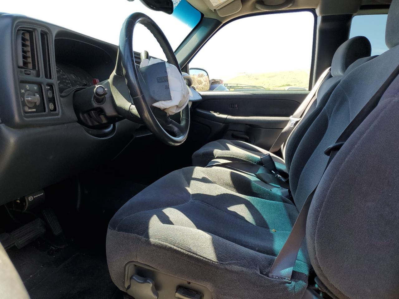 2001 GMC New Sierra C1500 VIN: 2GTEC19TX11350676 Lot: 61901925