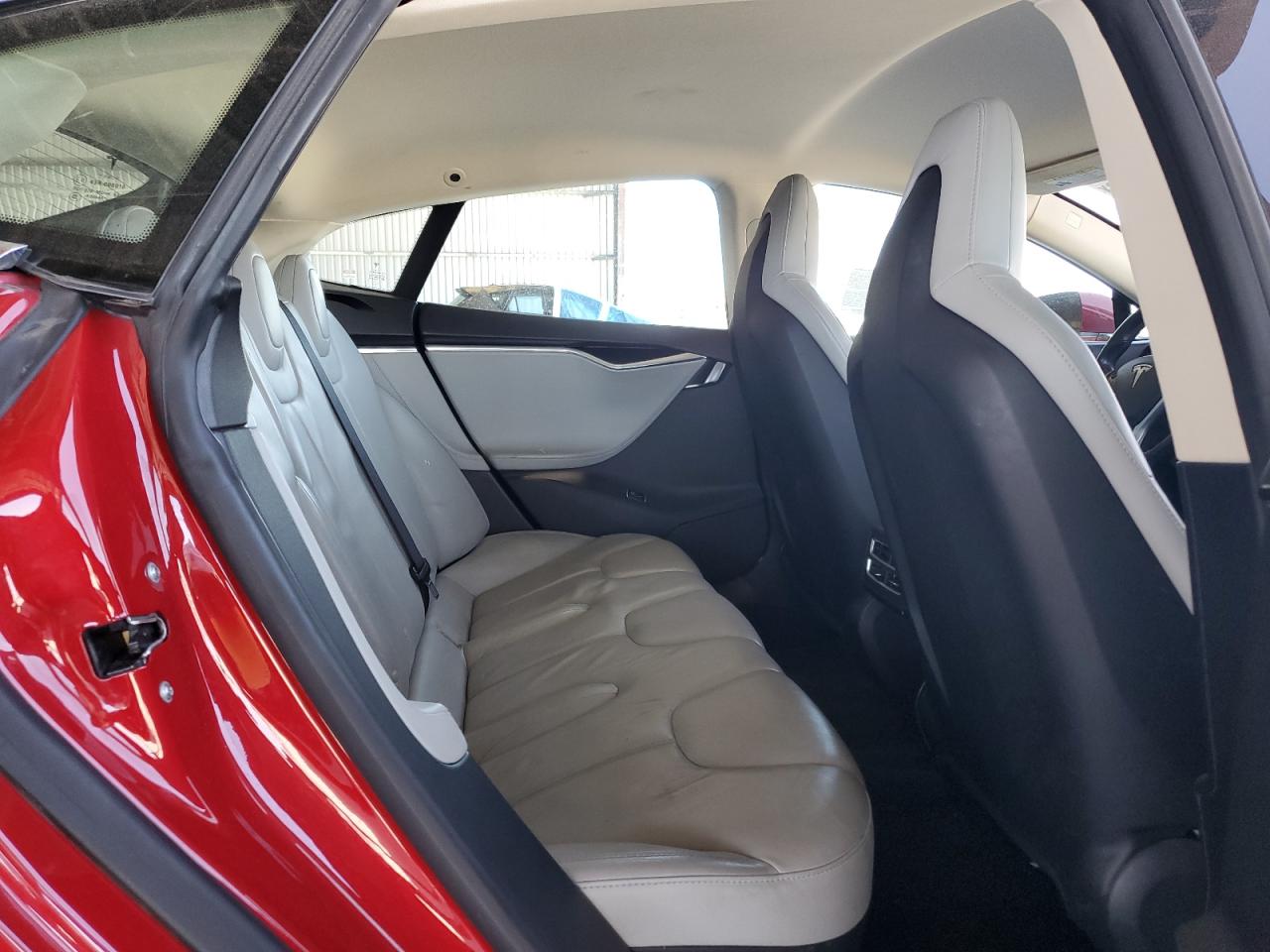 2013 Tesla Model S VIN: 5YJSA1AG5DFP12177 Lot: 61846195