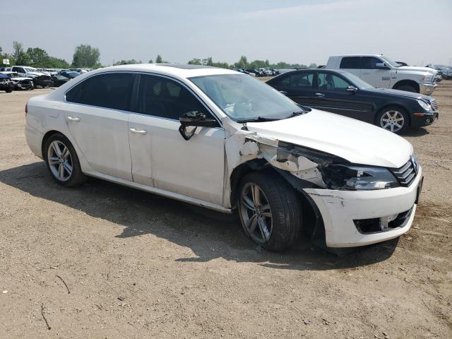  VOLKSWAGEN PASSAT 2014 Biały