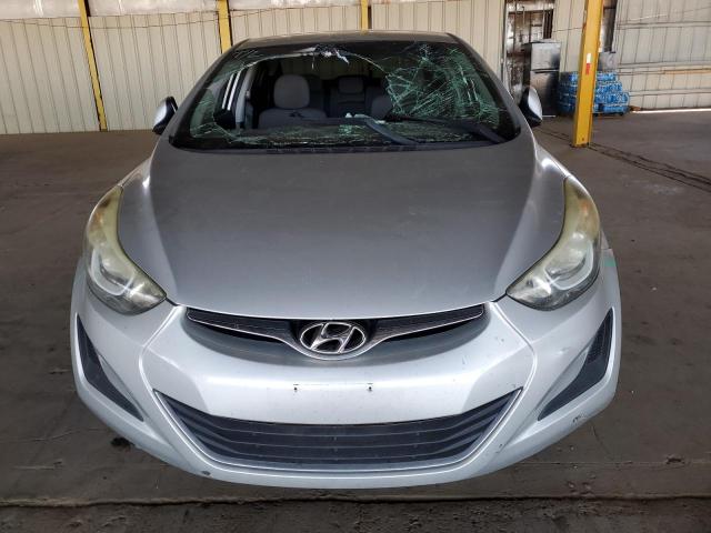  HYUNDAI ELANTRA 2016 Srebrny