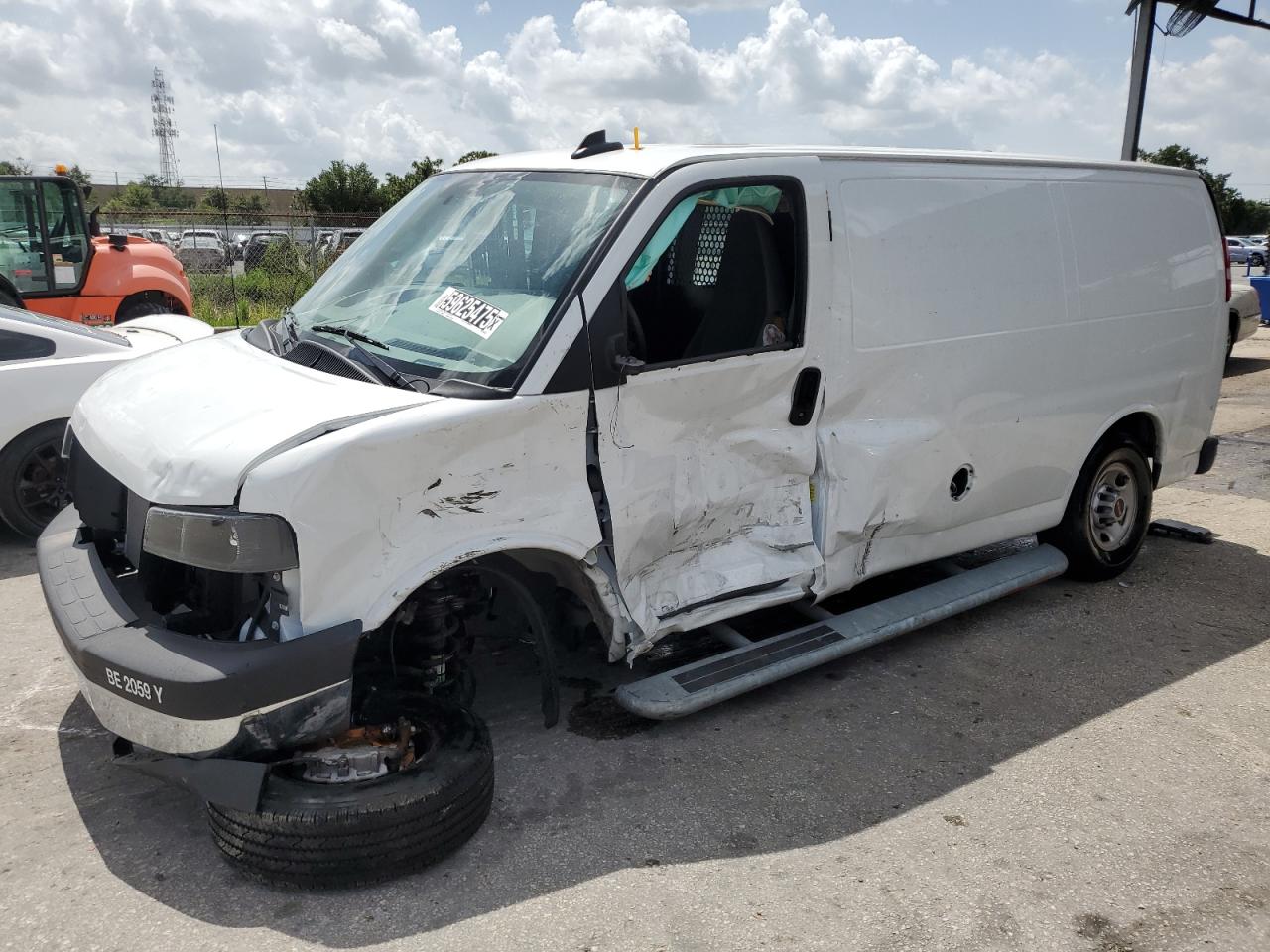 2024 Gmc Savana G2500 for Sale in Orlando, FL - Front End