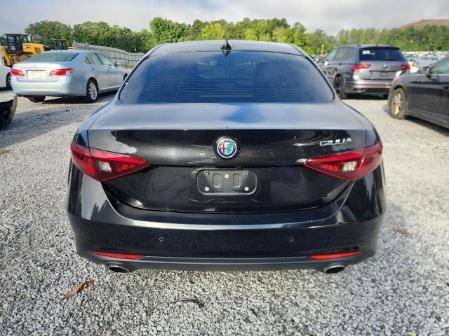 Sedans ALFA ROMEO GIULIA 2017 Czarny