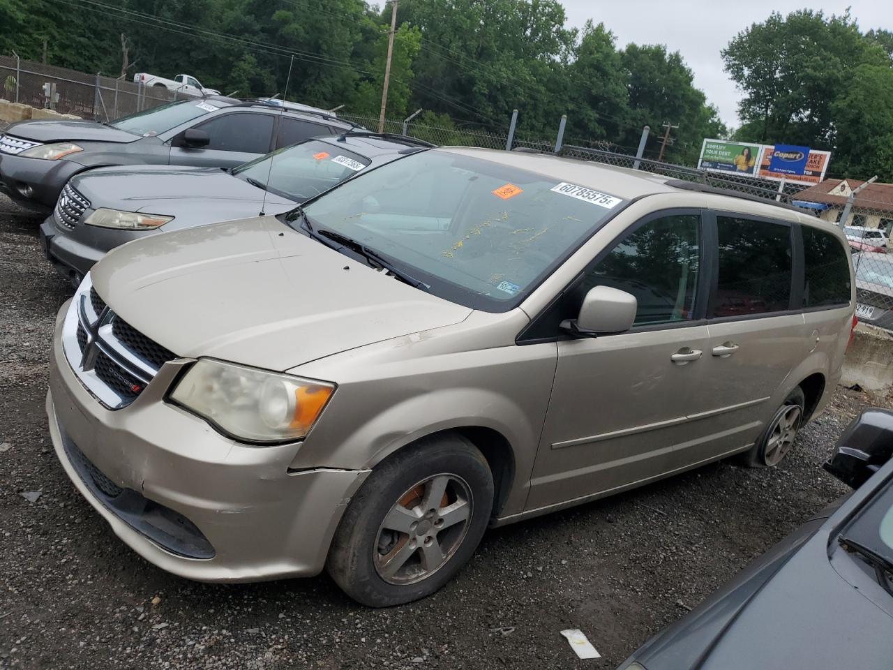 2013 Dodge Grand Caravan Sxt for Sale in Baltimore, MD - Rear End
