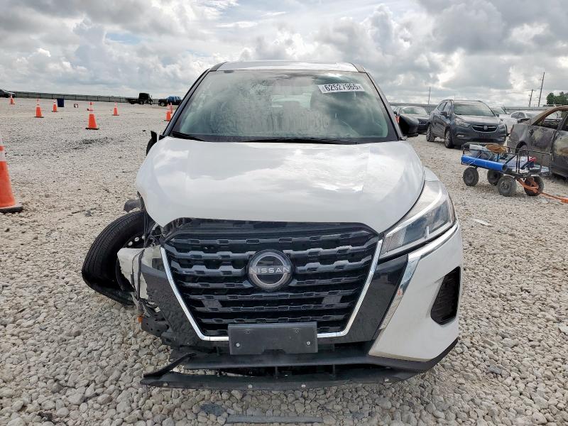  NISSAN KICKS 2024 White