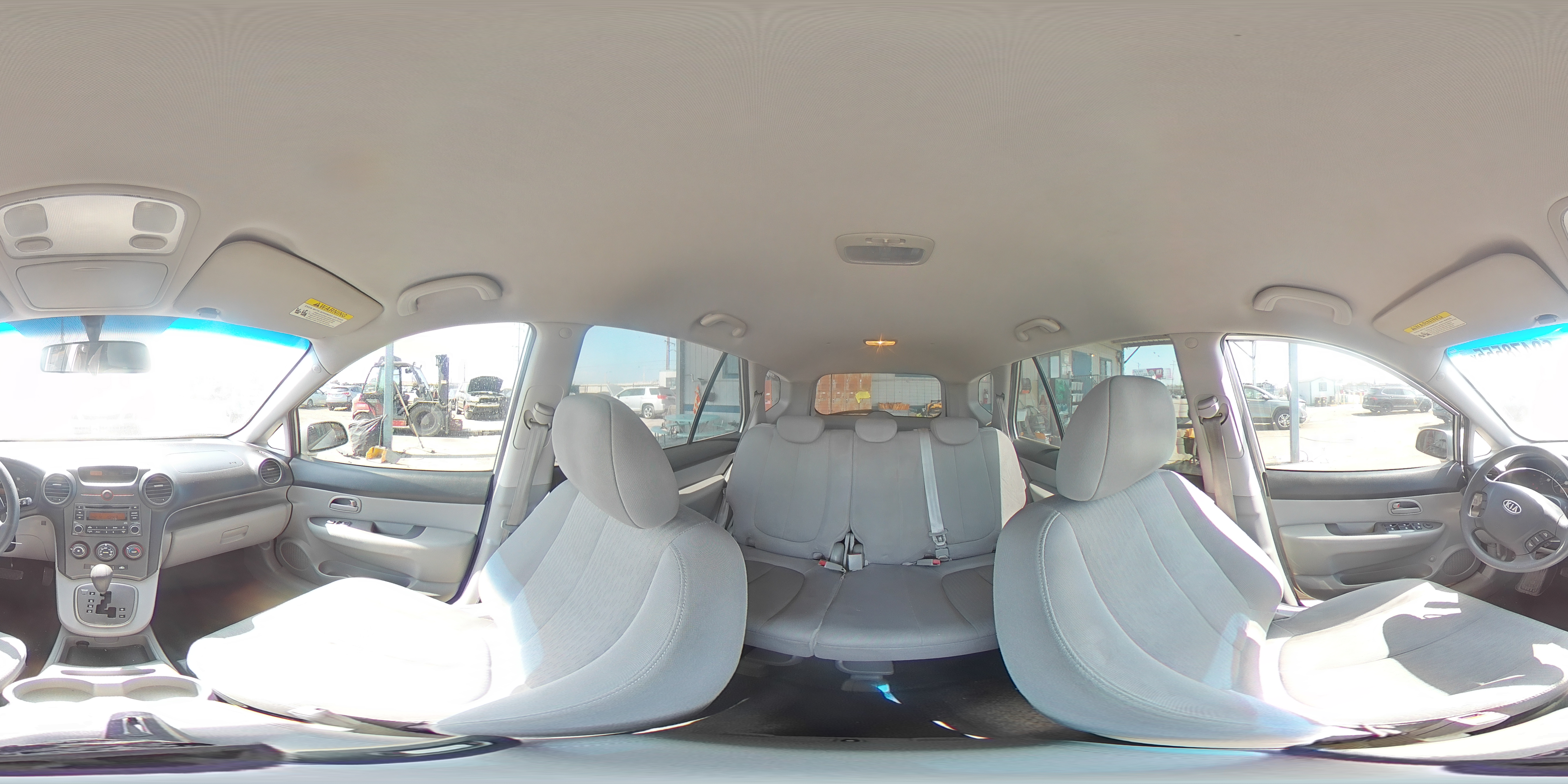 2008 Kia Rondo Base VIN: KNAFG525187175286 Lot: 60478555