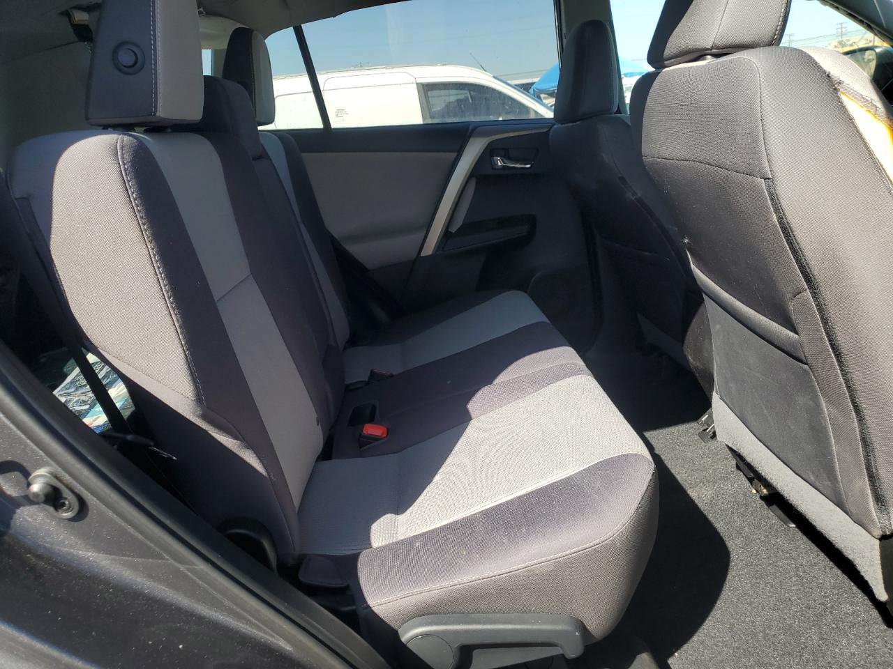 2015 Toyota Rav4 Xle VIN: 2T3RFREV7FW372406 Lot: 61612005