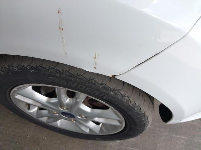 2015 FORD FIESTA ZET