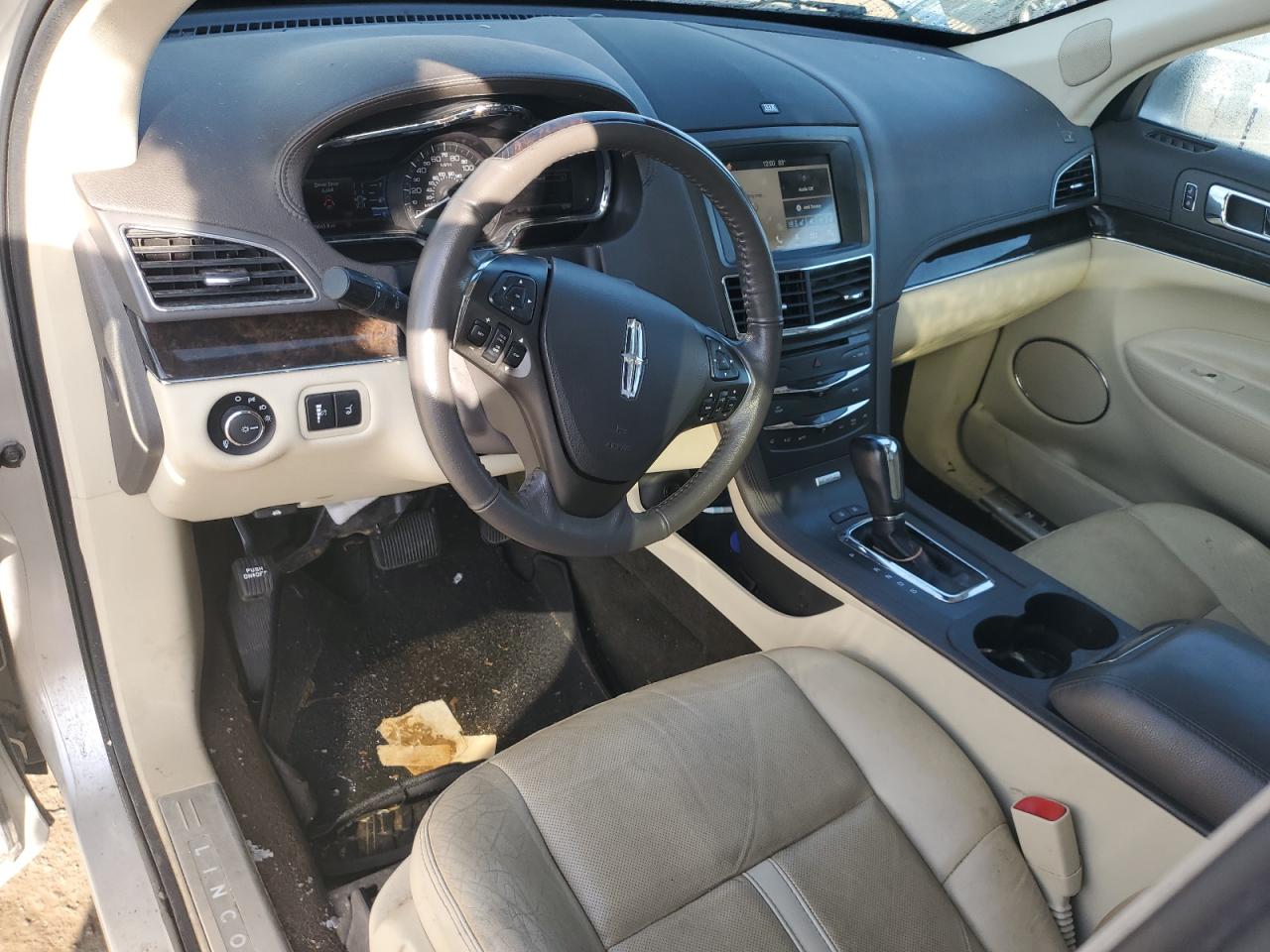 2019 Lincoln Mkt VIN: 2LMHJ5AT0KBL02749 Lot: 61937615