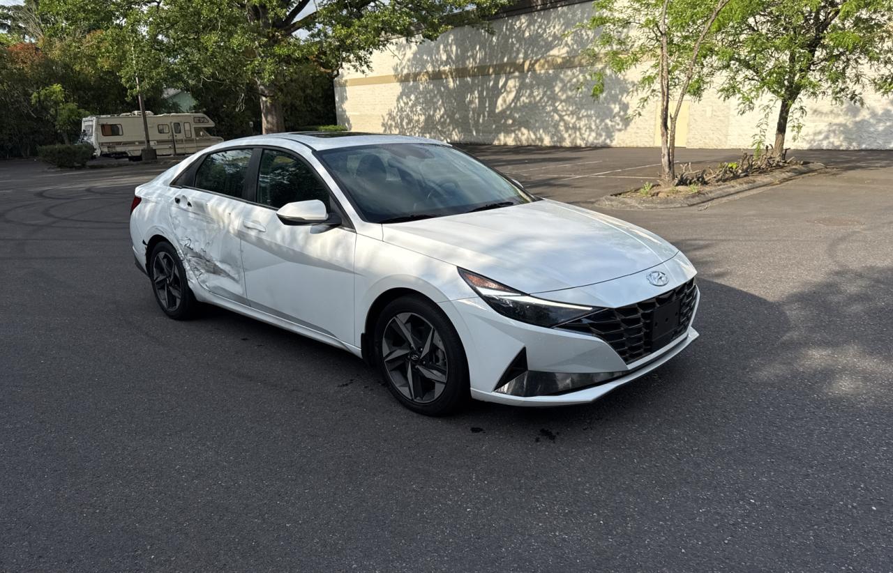 2022 Hyundai Elantra Limited