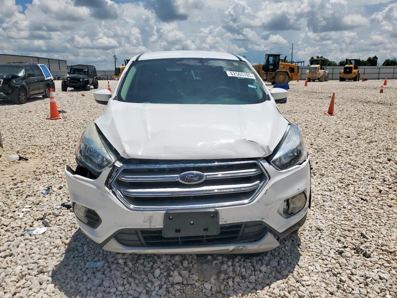 FORD ESCAPE 2017 VIN 1FMCU0GD7HUC48479 zdjęcie 5