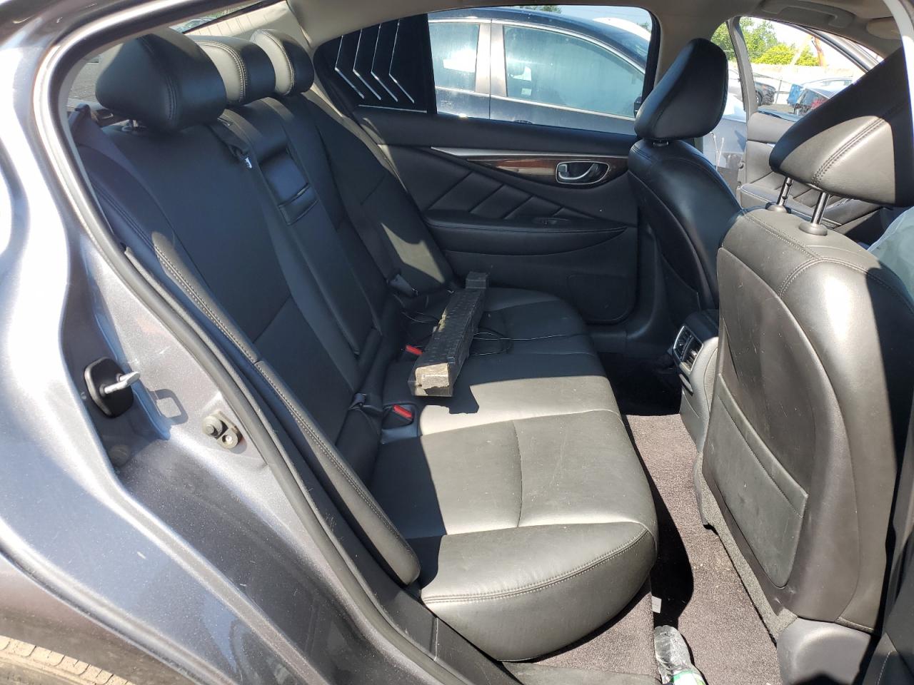 2018 Infiniti Q50 Luxe VIN: JN1EV7AR5JM610602 Lot: 61534045