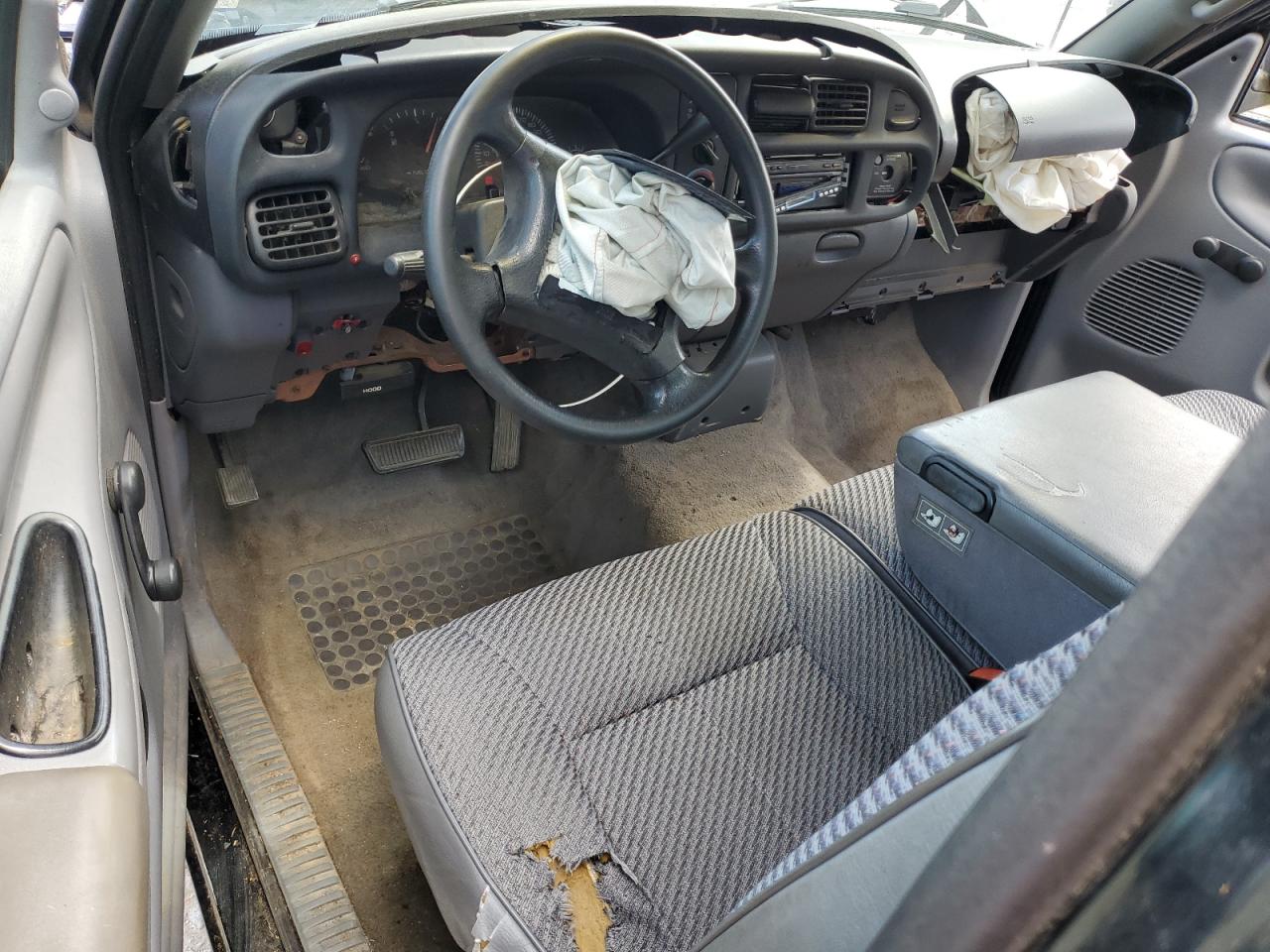 1998 Dodge Ram 1500 VIN: 1B7HC16Y6WS769225 Lot: 60629455