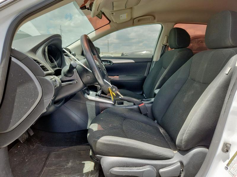  NISSAN SENTRA 2019 Белы