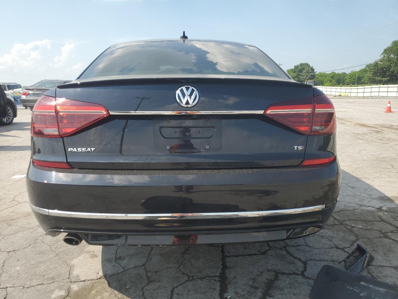 2017 Volkswagen Passat R-Line VIN: 1VWDT7A30HC049815 Lot: 62613945
