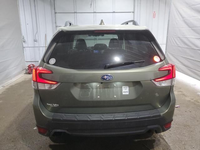  SUBARU FORESTER 2019 Зелений