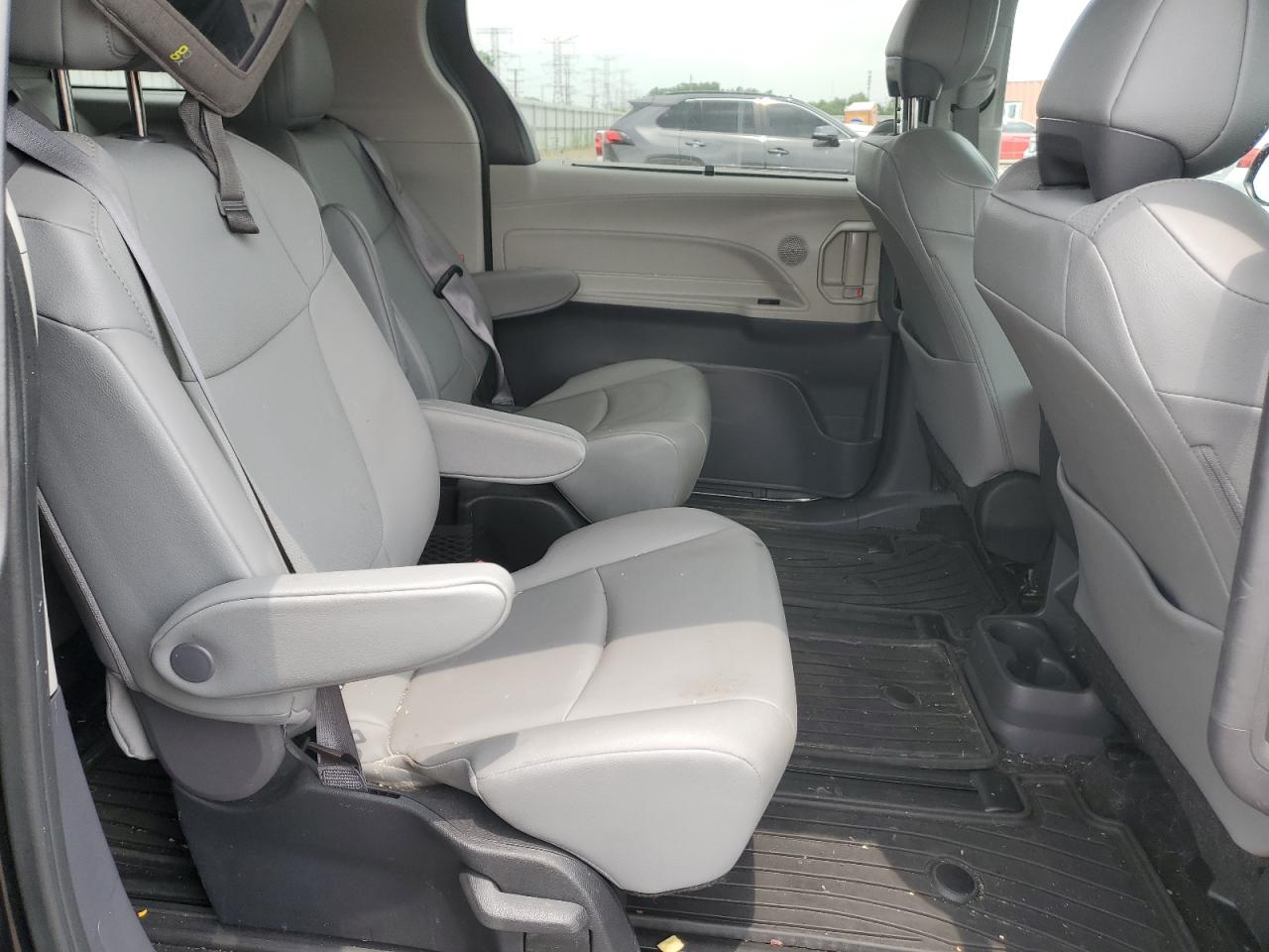 2022 Toyota Sienna Xle VIN: 5TDYRKEC3NS095648 Lot: 60136095