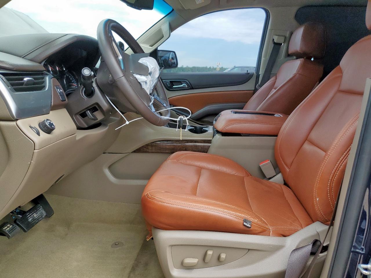 2018 Chevrolet Tahoe C1500 Ls VIN: 1GNSCAKC1JR369032 Lot: 59745325