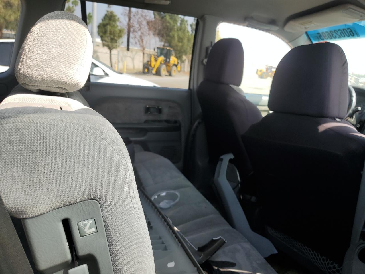 2004 Honda Pilot Ex VIN: 2HKYF18404H530377 Lot: 60623695