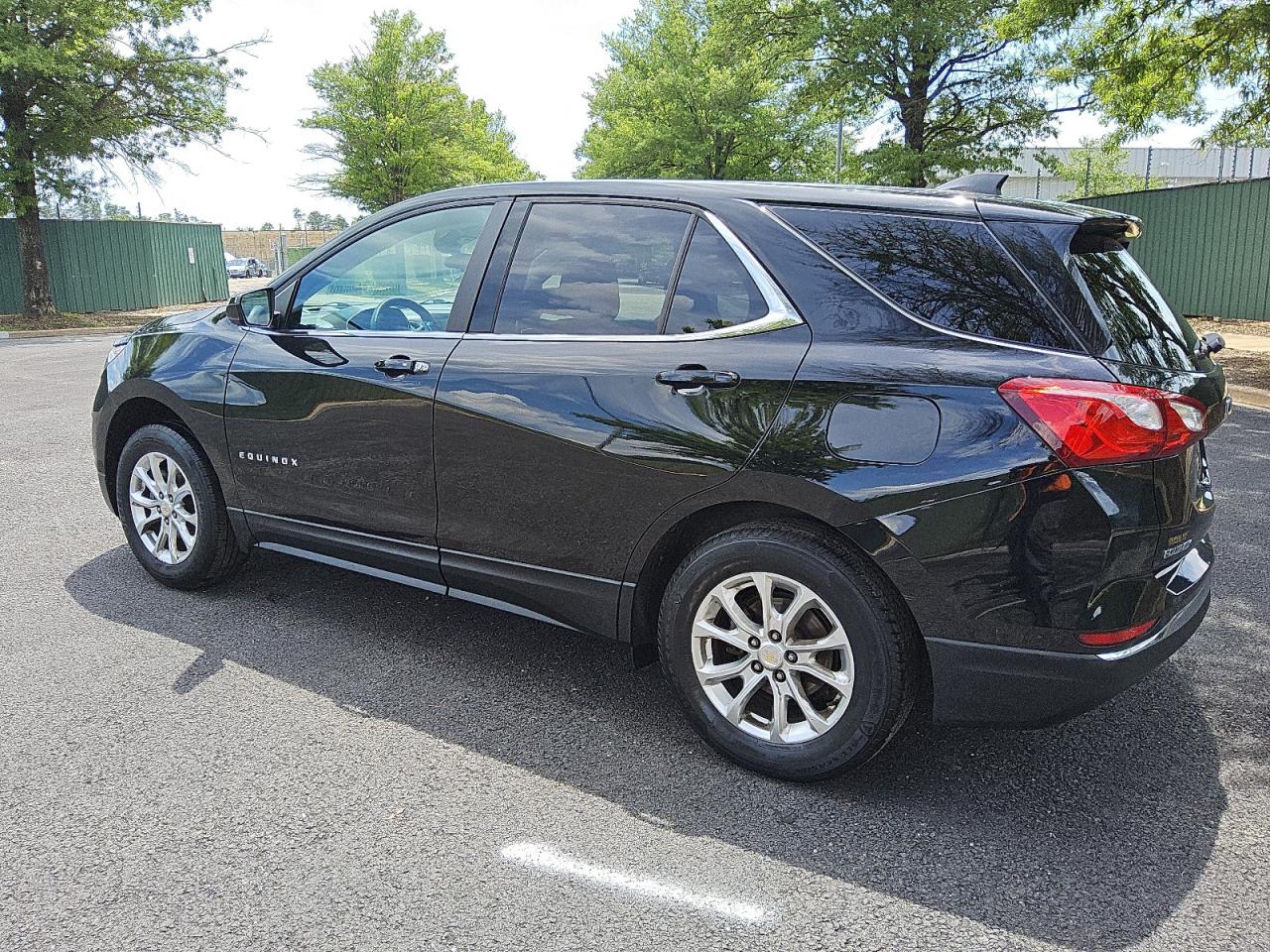 CHEVROLET EQUINOX 2020 VIN 2GNAXUEV6L6196105 фото 2
