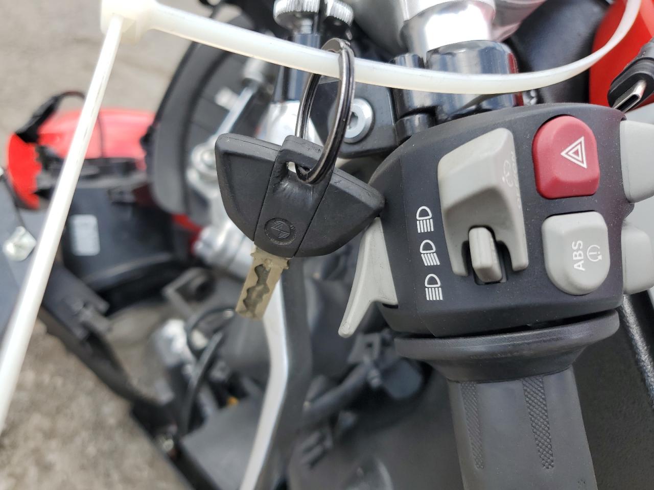 2015 BMW S 1000 Rr VIN: WB10D2100FZ351099 Lot: 61628155