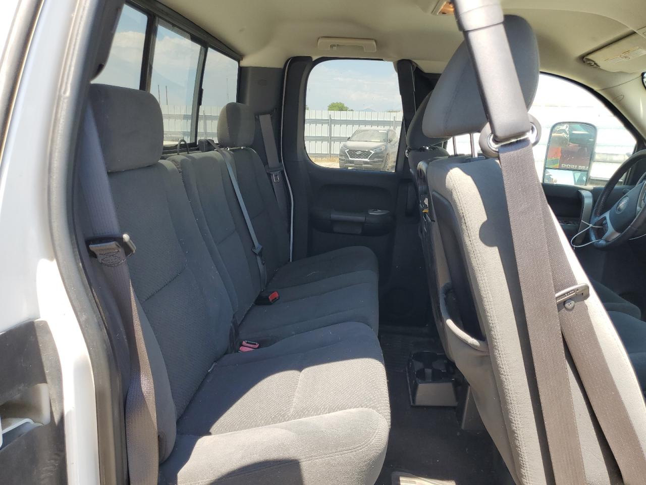 2008 GMC Sierra C2500 Heavy Duty VIN: 1GTHC29K08E191282 Lot: 63087245
