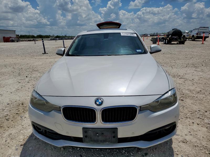  BMW 3 SERIES 2017 Белы