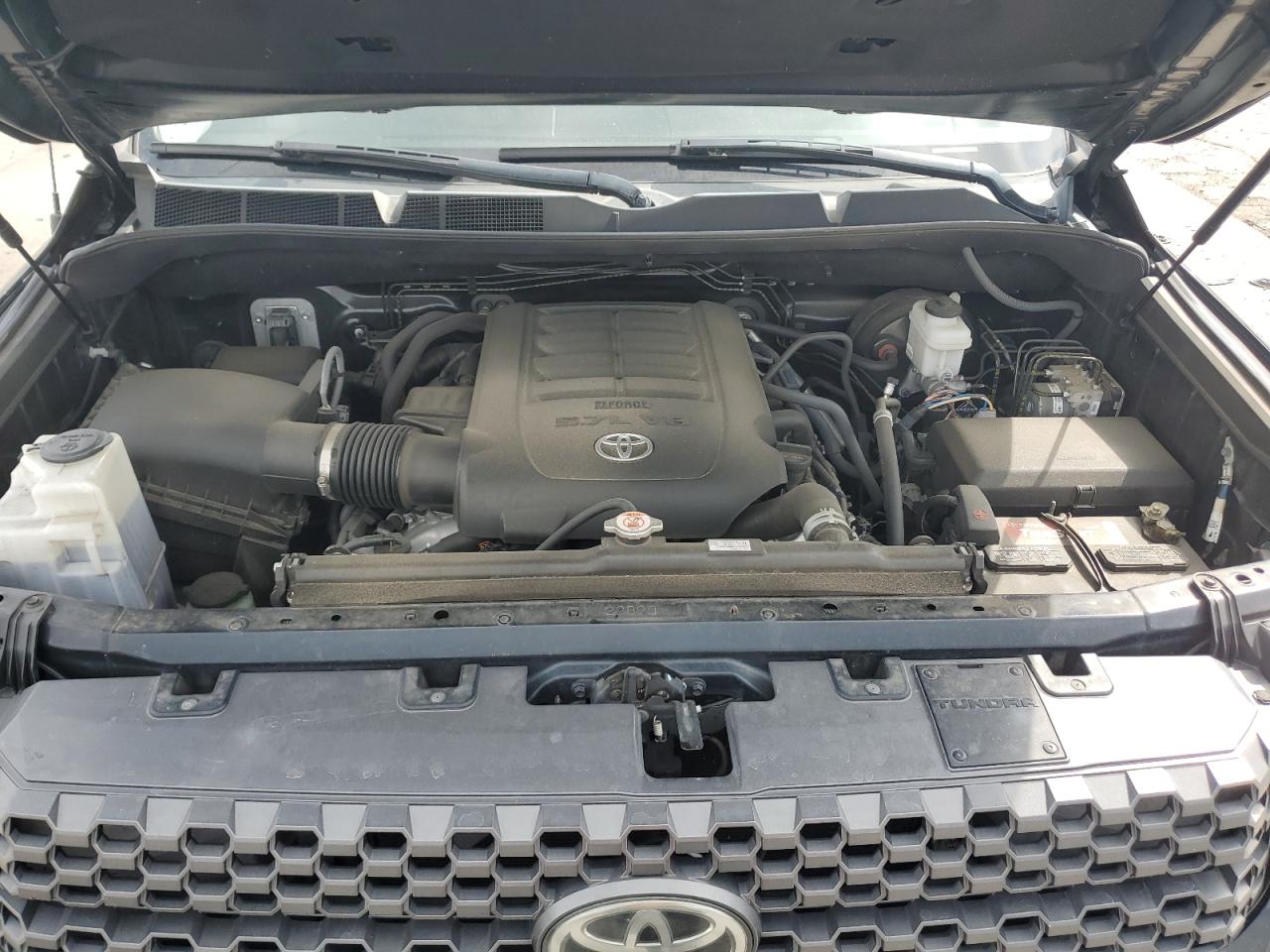 TOYOTA TUNDRA 2019 VIN 5TFUY5F15KX847369 фото 11