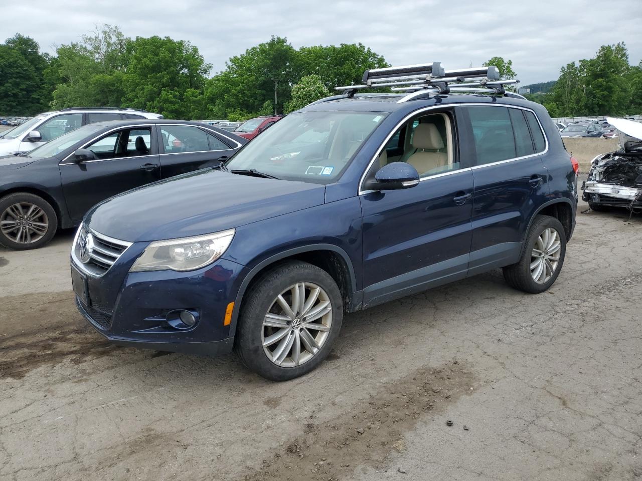 2011 Volkswagen Tiguan S zu verkaufen in Marlboro, NY - Front End