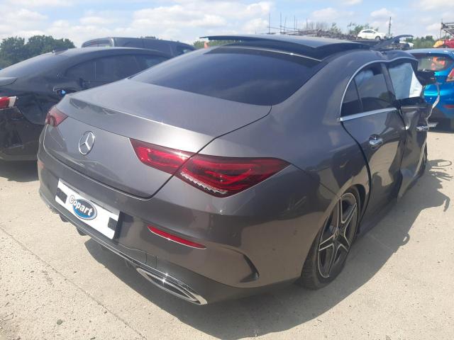 2022 MERCEDES BENZ CLA 180 AM