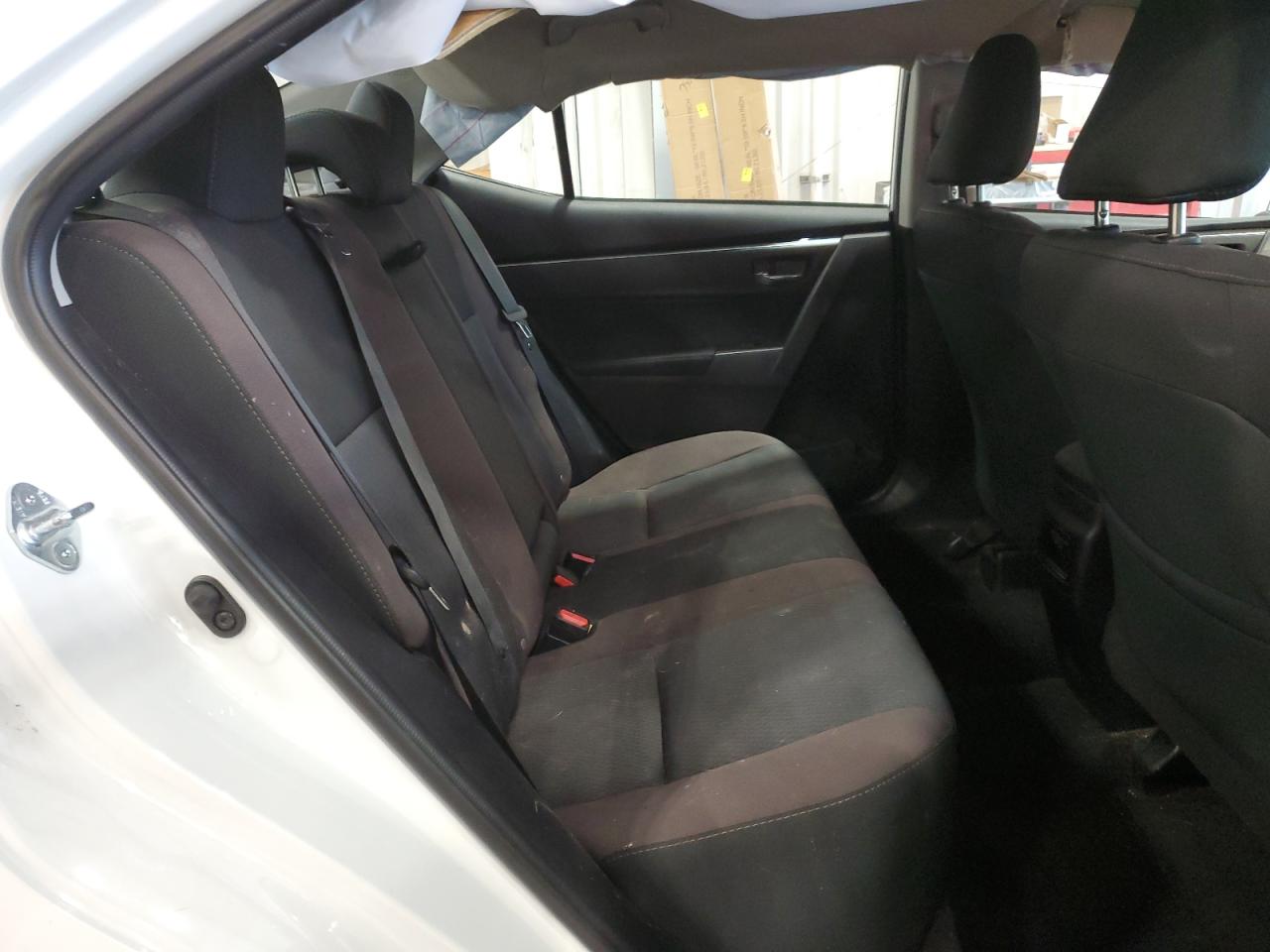 2017 Toyota Corolla L VIN: 2T1BURHE5HC815247 Lot: 60937095