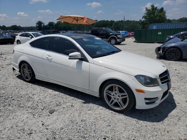 MERCEDES-BENZ C-CLASS 2015 Biały