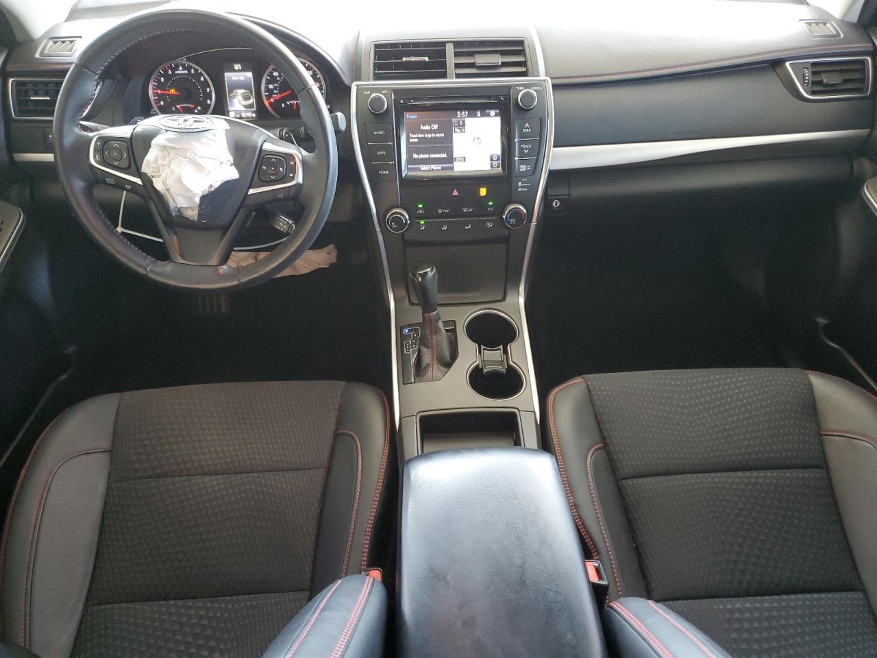 2015 Toyota Camry Le VIN: 4T1BF1FKXFU082824 Lot: 60105075