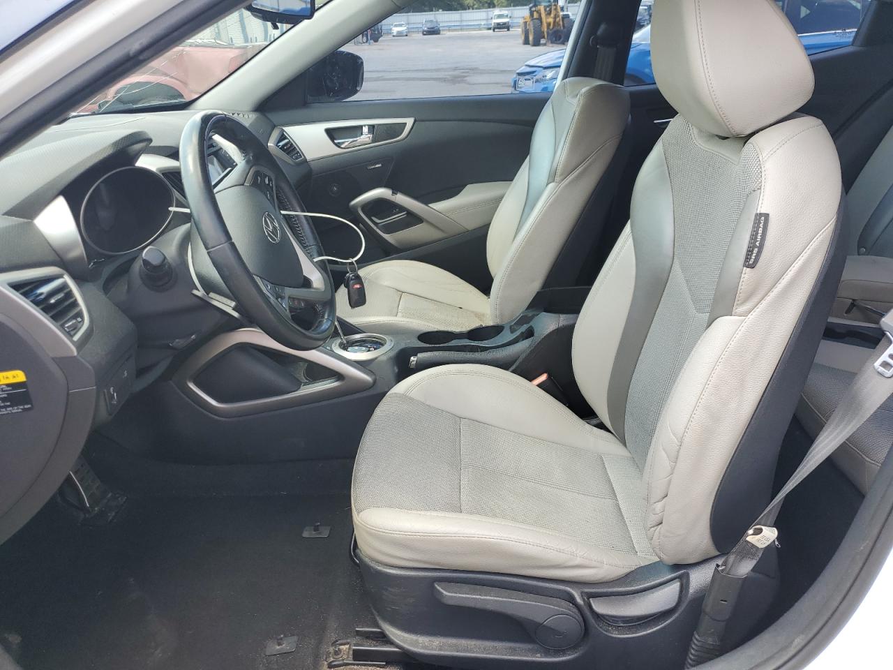 2014 Hyundai Veloster VIN: KMHTC6AD1EU206612 Lot: 61544515