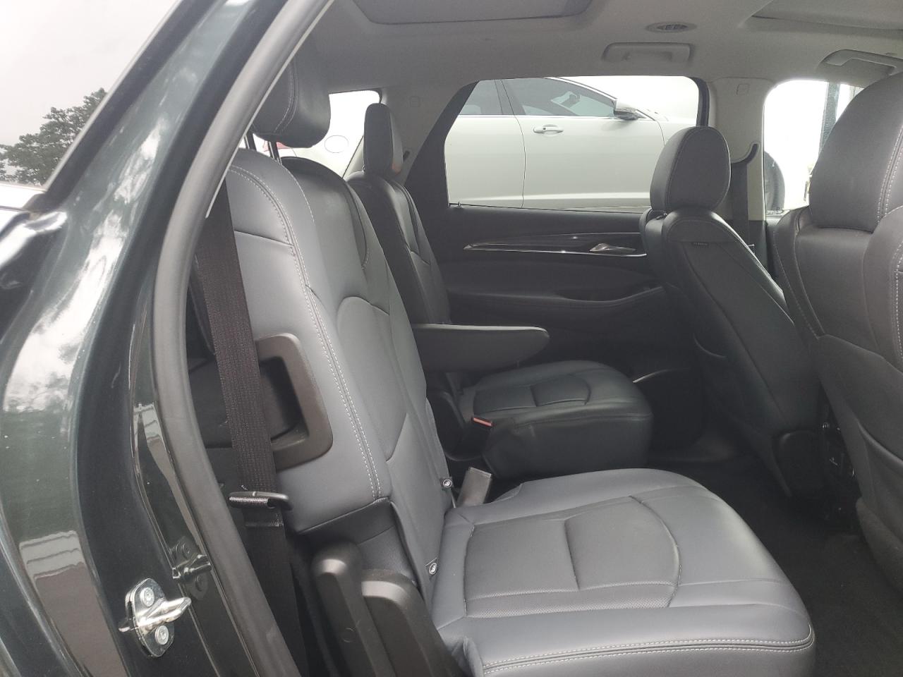 2018 Buick Enclave Essence VIN: 5GAEVAKWXJJ282210 Lot: 61209355