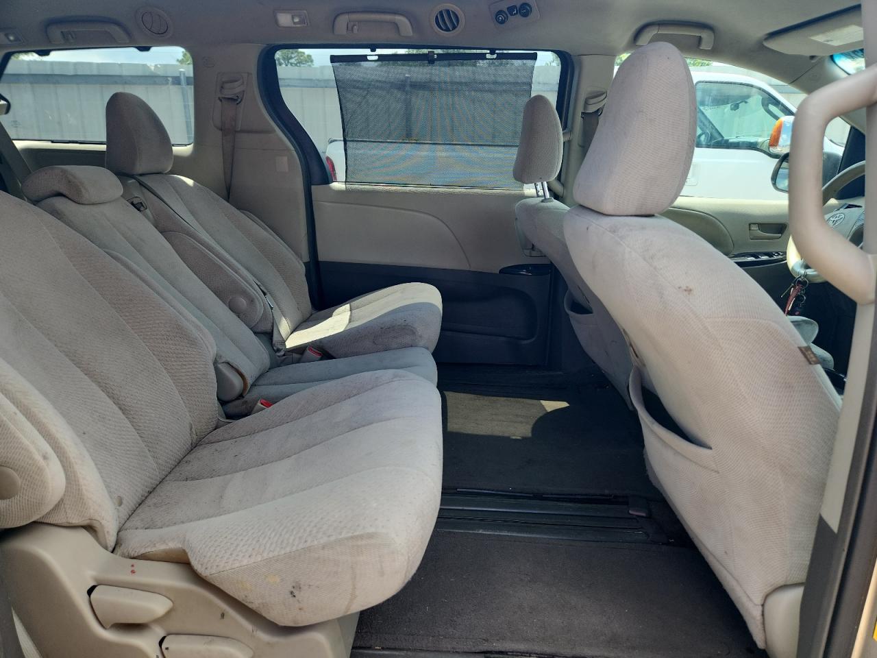 2012 Toyota Sienna Le VIN: 5TDKK3DC4CS243904 Lot: 62687655