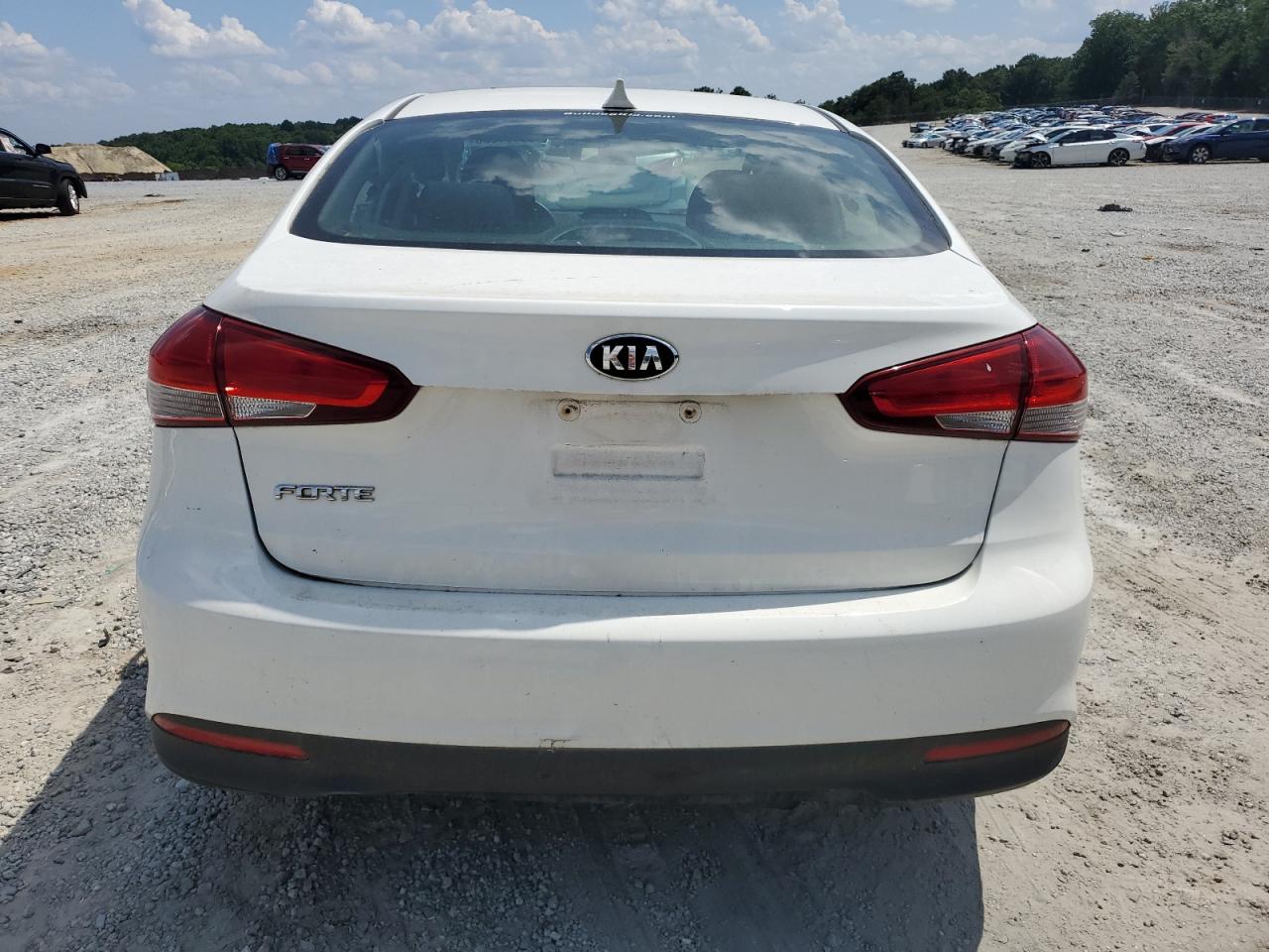 2017 Kia Forte Lx VIN: 3KPFK4A73HE020804 Lot: 60131535