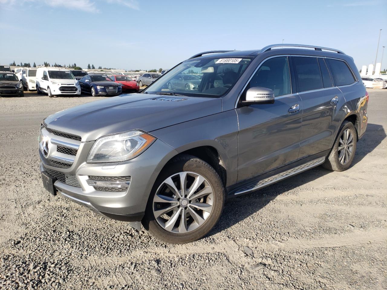 2015 Mercedes-Benz Gl 450 4Matic იყიდება Sacramento-ში, CA - Minor Dent/Scratches