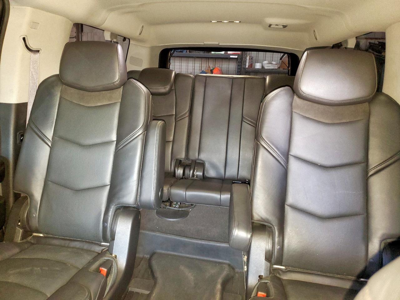 2015 Cadillac Escalade Esv Luxury VIN: 1GYS4SKJ2FR677256 Lot: 62936145