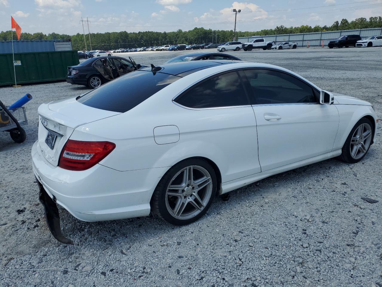 2015 Mercedes-Benz C 250 VIN: WDDGJ4HB1FG409865 Lot: 62934555