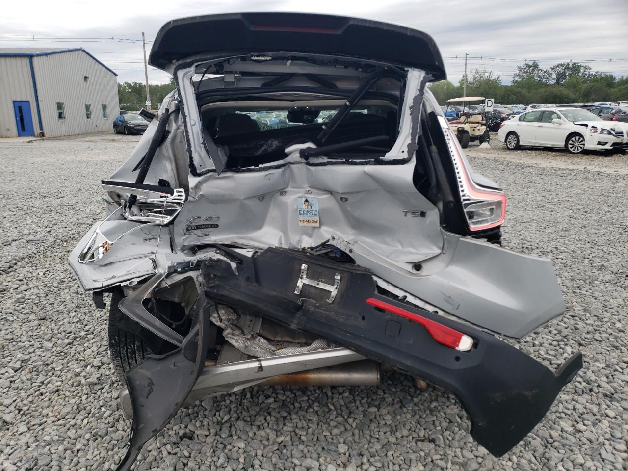 2020 Volvo Xc40 T5 Momentum VIN: YV4162UKXL2263175 Lot: 62497935