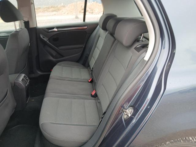 2011 VOLKSWAGEN GOLF MATCH