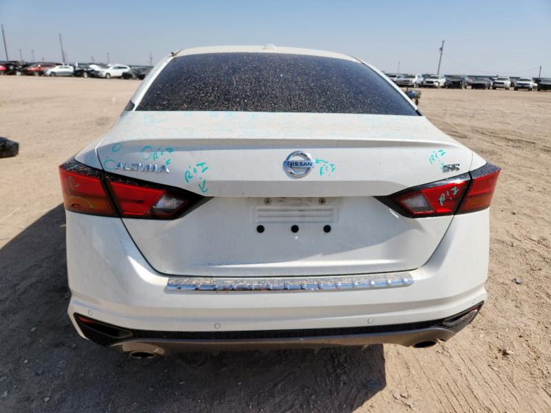  NISSAN ALTIMA 2021 White