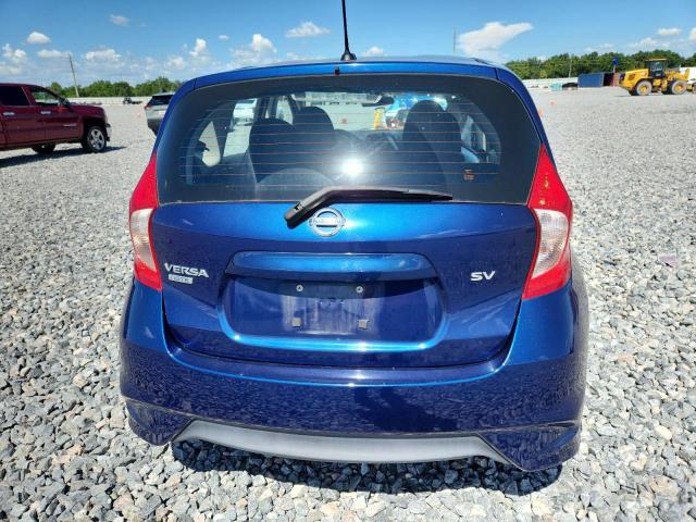  NISSAN VERSA 2018 Granatowy