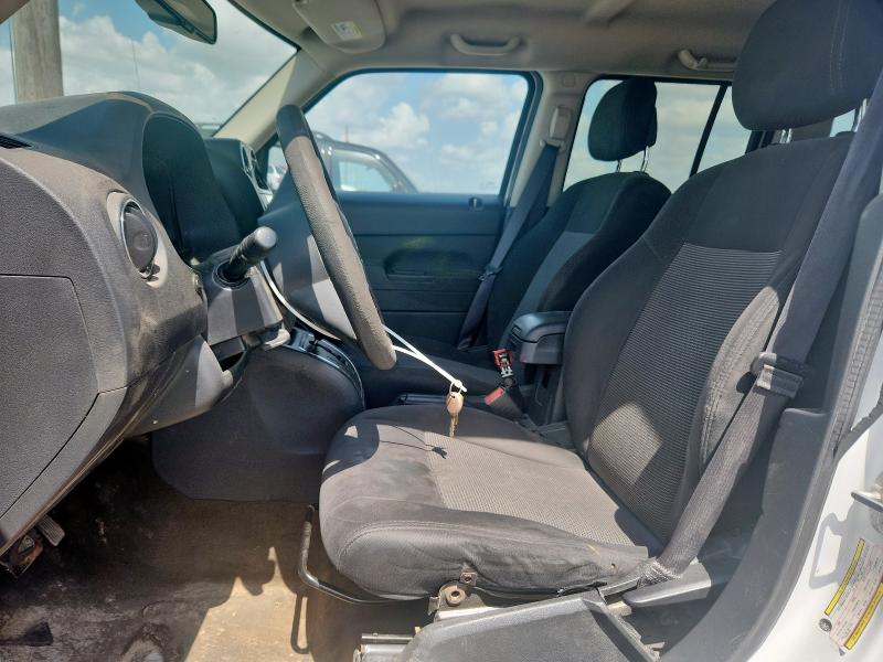 Parquets JEEP PATRIOT 2017 Biały