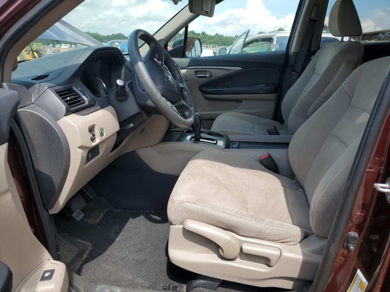 2019 Honda Pilot Lx VIN: 5FNYF6H17KB060136 Lot: 62941755
