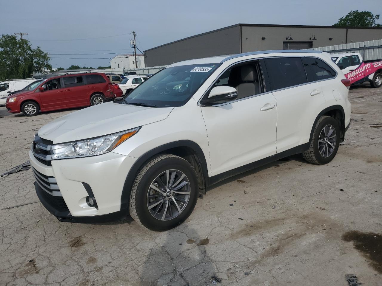 2019 Toyota Highlander Se for Sale in Lexington, KY - Front End