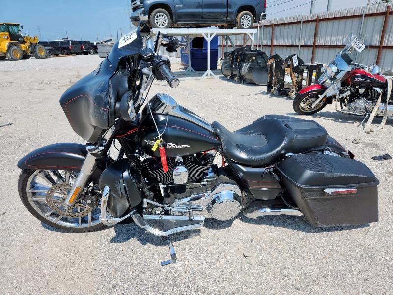  HARLEY-DAVIDSON FL 2016 Чорний
